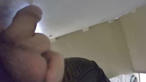 Snapshot of 00btvlrs chatting on January 2025 02:41:01 PM Ryan online show from January 2025 02:41:01 PM