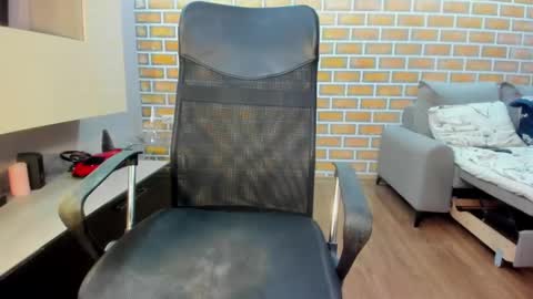 Snapshot of 00hottits1991 chatting on April 2026 04:33:02 PM Anna online show from April 2026 04:33:02 PM