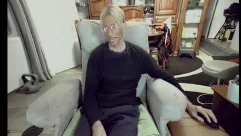 jeff online show from October 2025 06:01:01 AM