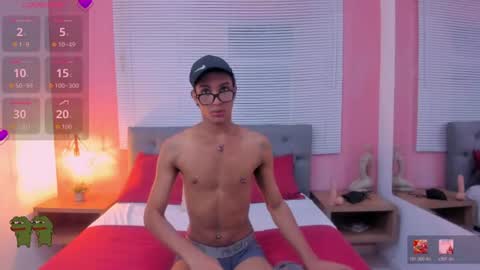 Snapshot of 02andres_ chatting on June 2026 08:04:01 PM ANDRES online show from June 2026 08:04:01 PM