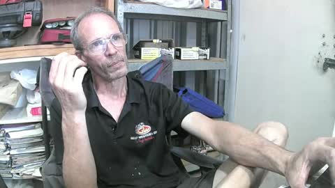 04oldskool online show from December 2024 05:00:01 AM