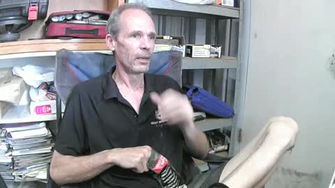 04oldskool online show from December 2024 12:42:02 AM