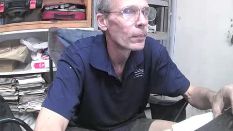 04oldskool online show from December 2024 05:49:01 AM