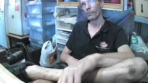 04oldskool online show from January 2025 06:43:02 AM