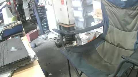 04oldskool online show from October 2025 04:23:02 AM