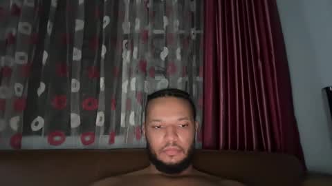 Snapshot of 0_kingsley chatting on December 2024 07:05:01 PM Kingsley online show from December 2024 07:05:01 PM