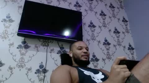 Snapshot of 0_kingsley chatting on January 2025 10:23:01 PM Kingsley online show from January 2025 10:23:01 PM