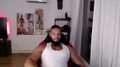 Snapshot of 0_kingsley chatting on October 2025 11:46:02 PM Kingsley online show from October 2025 11:46:02 PM