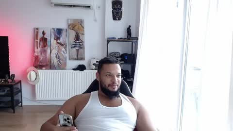 Snapshot of 0_kingsley chatting on May 2026 11:04:02 AM Kingsley online show from May 2026 11:04:02 AM