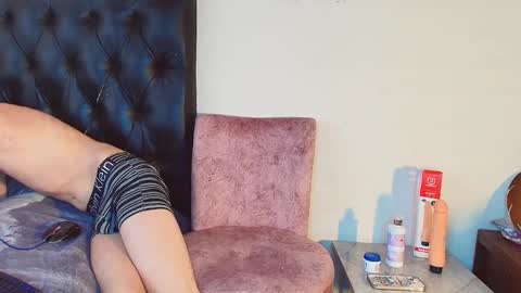 0 oJacob online show from October 2025 09:13:02 PM