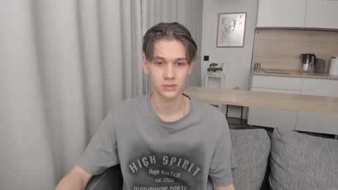 Snapshot of 0verlandd chatting on October 2025 11:53:02 AM Adam online show from October 2025 11:53:02 AM