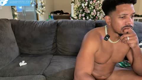 Snapshot of 10inch_gymjunky chatting on November 2025 04:05:01 AM MrSteeleXXX - snapchat online show from November 2025 04:05:01 AM