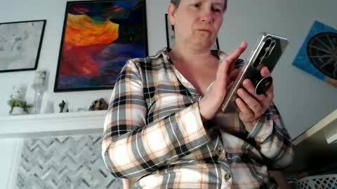 Snapshot of 11willowandjohn11 chatting on June 2026 12:32:02 AM Aurora Willows online show from June 2026 12:32:02 AM