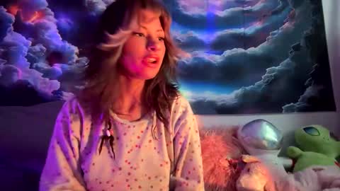 Snapshot of 123bakxbee chatting on April 2026 12:54:01 PM BakxBee online show from April 2026 12:54:01 PM