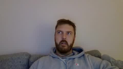 123holt123 online show from February 2026 10:52:02 PM