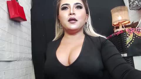 sexy kia online show from November 2025 06:49:01 AM