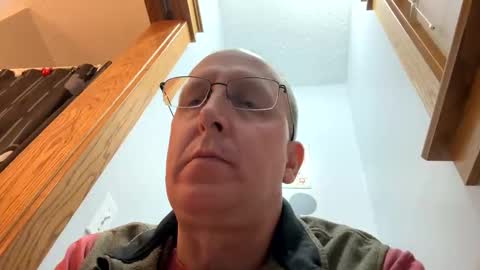 Snapshot of 16510 chatting on October 2025 01:56:02 PM 16510 online show from October 2025 01:56:02 PM