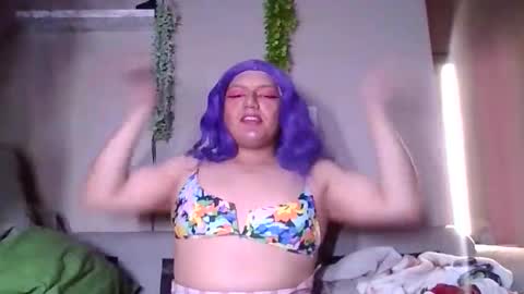 Snapshot of 17carrjo974416 chatting on April 2026 02:14:01 AM 17carrjo974416 online show from April 2026 02:14:01 AM