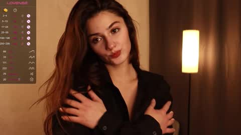 Leksi online show from November 2025 02:28:01 PM