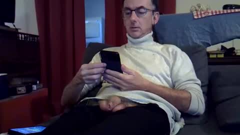 18remy45 online show from September 2025 04:17:01 PM