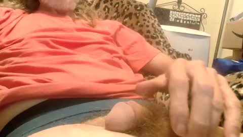 Snapshot of 1971rockhead chatting on April 2026 01:41:02 PM rockhead1953 online show from April 2026 01:41:02 PM