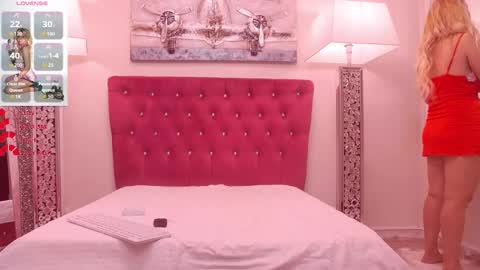 AMANDA online show from September 2025 04:23:01 AM