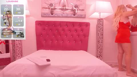 AMANDA online show from September 2025 04:25:02 AM