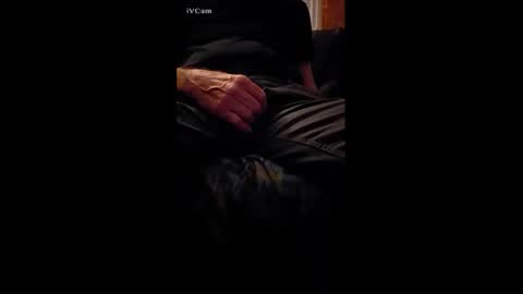 Snapshot of 1aqw chatting on March 2025 08:42:01 PM 1aqw online show from March 2025 08:42:01 PM