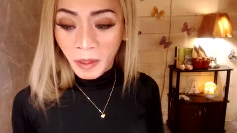 Snapshot of 1bigsurprise4you chatting on March 2026 07:18:02 PM angel online show from March 2026 07:18:02 PM