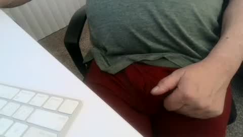 Snapshot of 1chris505 chatting on December 2024 01:00:02 AM 1chris505 online show from December 2024 01:00:02 AM