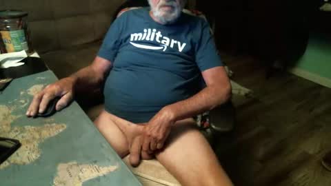 Snapshot of 1handyanddee chatting on March 2026 01:20:01 AM 1handyanddee online show from March 2026 01:20:01 AM