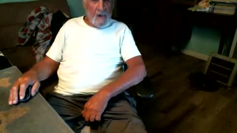 Snapshot of 1handyanddee chatting on June 2026 12:17:02 AM 1handyanddee online show from June 2026 12:17:02 AM
