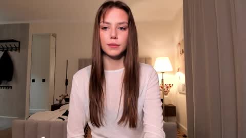 Snapshot of 1i1ypa1mer chatting on March 2026 06:13:01 PM Lily 3 online show from March 2026 06:13:01 PM