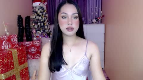 1miracle_tranny online show from December 2025 03:23:02 AM
