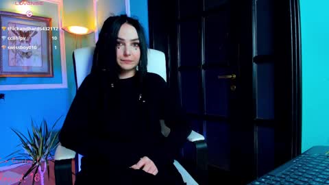 Moona  online show from February 2025 09:22:01 PM