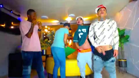 Snapshot of 1pushman chatting on September 2025 11:10:02 AM pushman online show from September 2025 11:10:02 AM