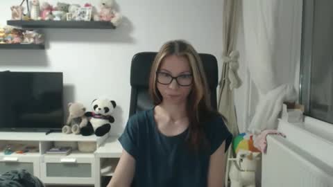 Snapshot of 1secret2wish1 chatting on February 2026 06:24:02 PM Vanessa online show from February 2026 06:24:02 PM