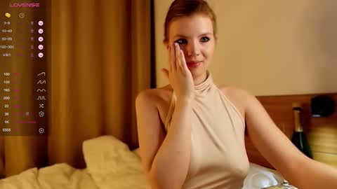 VICTORIA online show from October 2025 01:14:02 AM