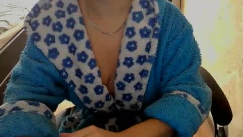 Snapshot of 1your_hot_girls chatting on February 2025 11:47:02 AM 1your_hot_girls online show from February 2025 11:47:02 AM