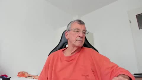 Henk online show from October 2025 02:52:01 PM