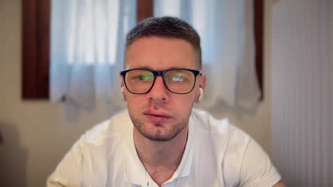 Romano online show from February 2025 01:44:01 PM