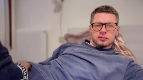 Romano online show from February 2025 01:00:02 PM