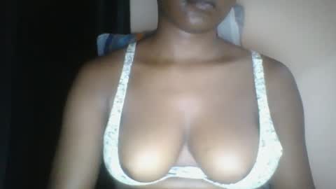Snapshot of 20twentythree3 chatting on February 2026 09:24:02 PM noface online show from February 2026 09:24:02 PM