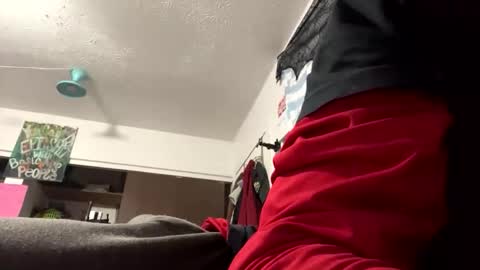 AlecurClit online show from December 2025 06:35:02 PM