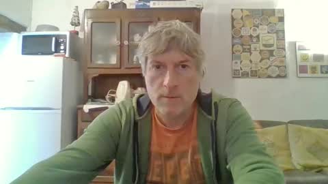 22esserre online show from October 2025 11:43:01 AM