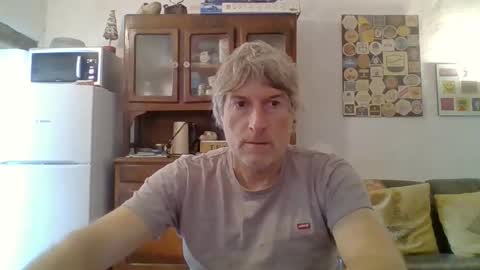 22esserre online show from November 2025 01:23:01 PM