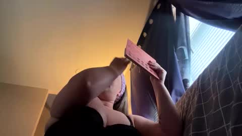 Snapshot of 22thickfatpussy chatting on April 2026 01:16:02 PM 22thickfatpussy online show from April 2026 01:16:02 PM