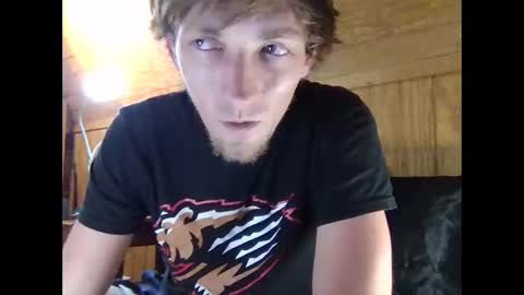 Snapshot of 27tnguy chatting on March 2026 08:18:01 AM 27tnguy online show from March 2026 08:18:01 AM