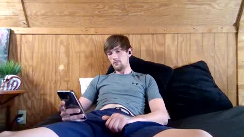 Snapshot of 27tnguy chatting on March 2026 06:13:02 PM 27tnguy online show from March 2026 06:13:02 PM