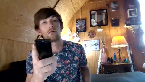 Snapshot of 27tnguy chatting on April 2026 07:34:02 PM 27tnguy online show from April 2026 07:34:02 PM